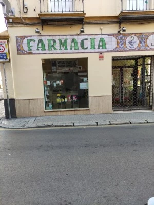 Farmacia Calatrava (Ldo. León Eguino Toscano)