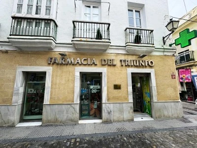 Farmacia del Triunfo - Lda. María Jesús Casado Mañes