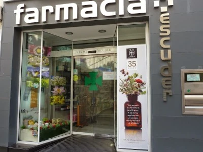 Farmacia Escuder