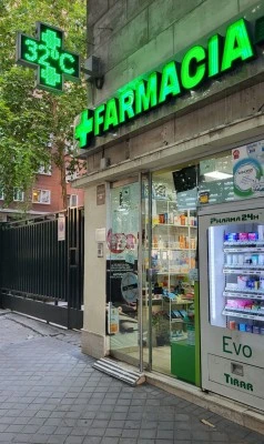 Farmacia Estadio Bernabéu Luz Sanz