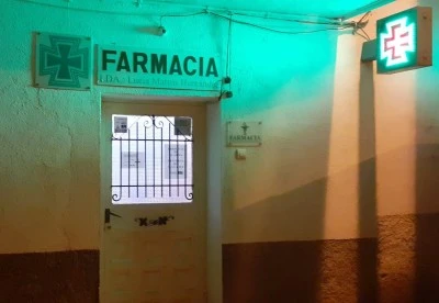 Farmacia Lucía Martos Hernández.